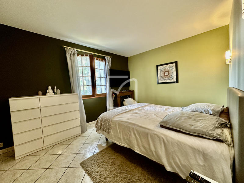 Maison - 151 m² - 6 pièces