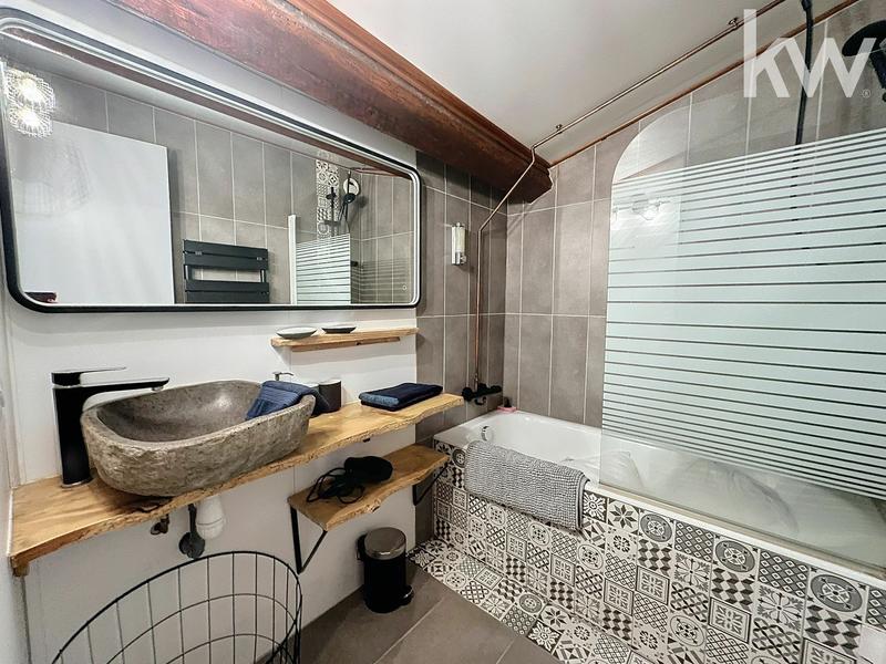 Appartement - 77 m² - 3 pièces