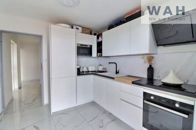 Appartement - 79 m² - 3 pièces