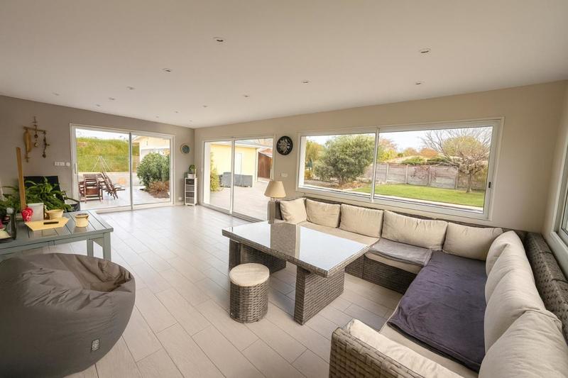 Maison - 135 m² - 6 pièces