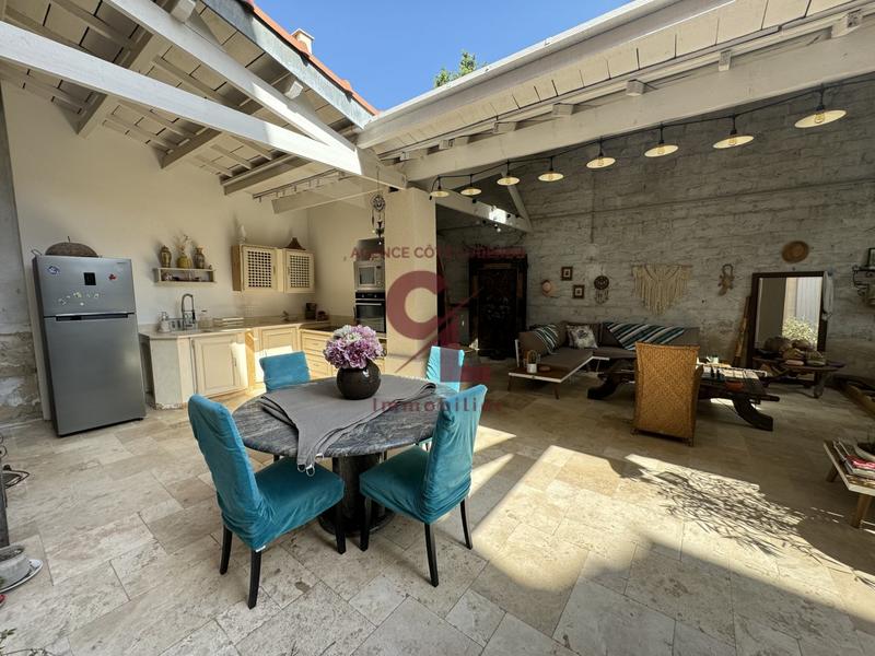 Maison - 178 m² - 6 pièces