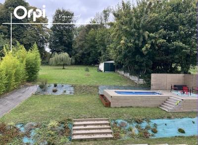 Maison - 139 m² - 5 pièces