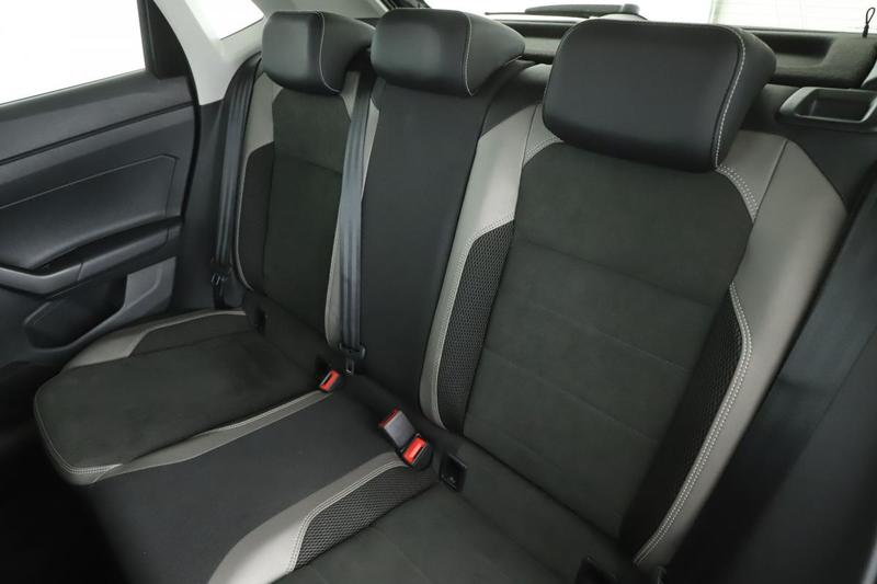 Volkswagen Polo 1.0 Tsi Carat 110 ch