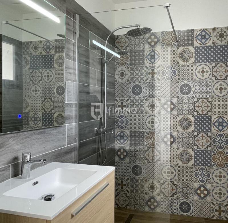 Maison - 150 m² - 4 pièces