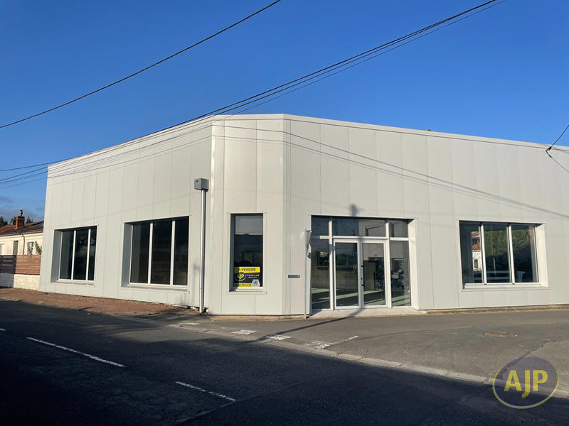 Local d'activité / Entrepôt - 200 m²