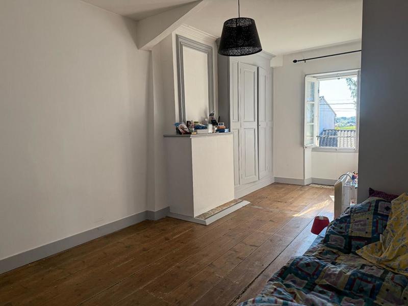 Maison - 173 m² - 6 pièces