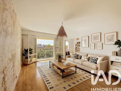 Appartement - 90 m² - 4 pièces