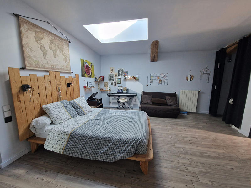 Maison - 170 m² - 7 pièces