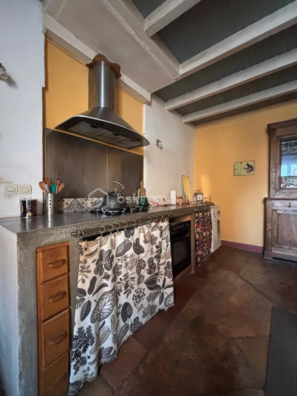 Maison de ville - 250 m² - 7 pièces