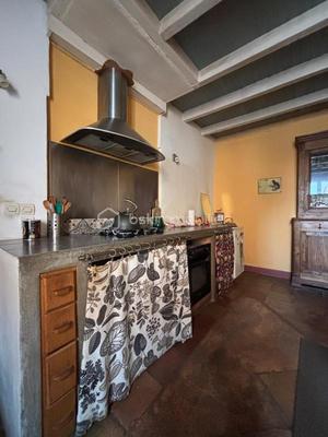 Maison de ville - 250 m² - 7 pièces