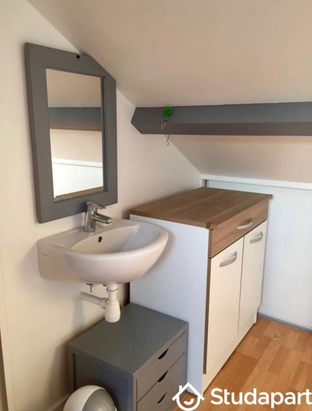 Chambre - 12 m² - 1 pièce