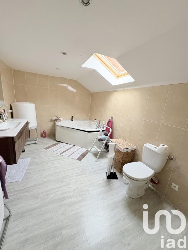 Maison - 187 m² - 6 pièces