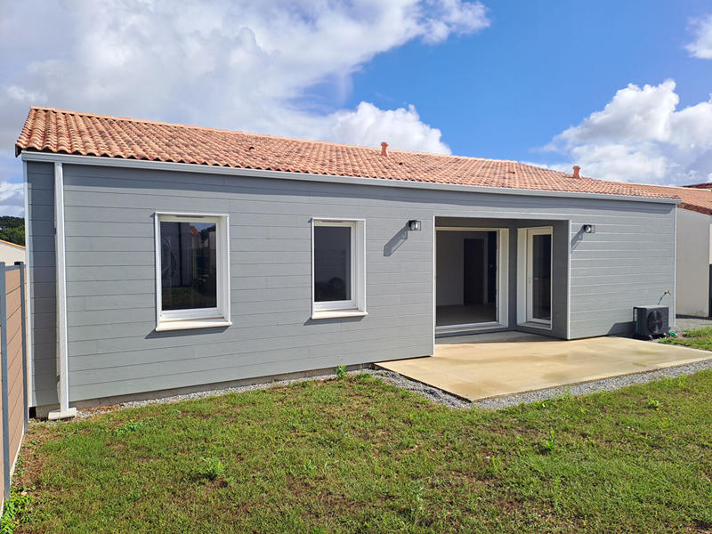 Maison - 94 m² - 4 pièces