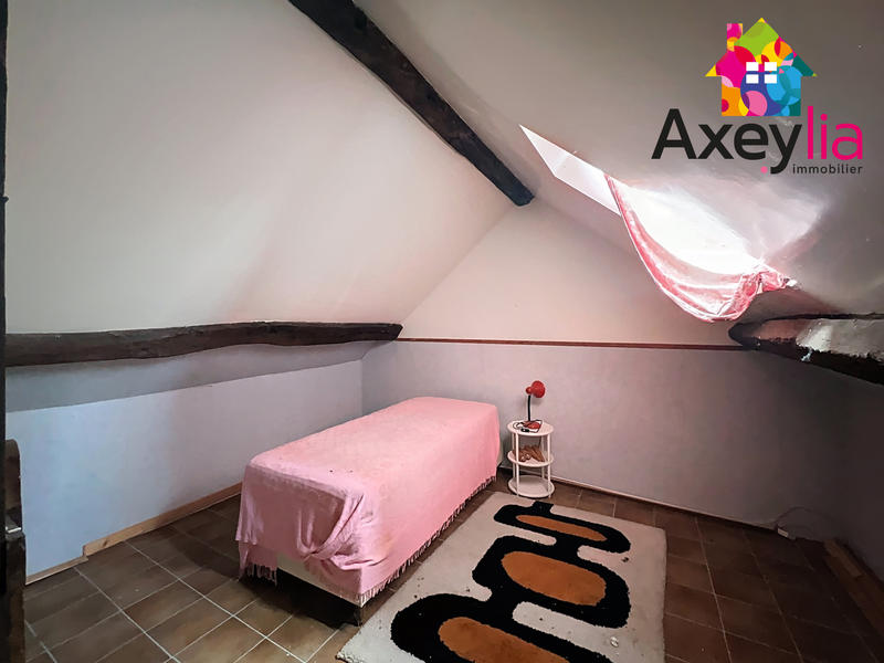 Maison - 203 m² - 9 pièces