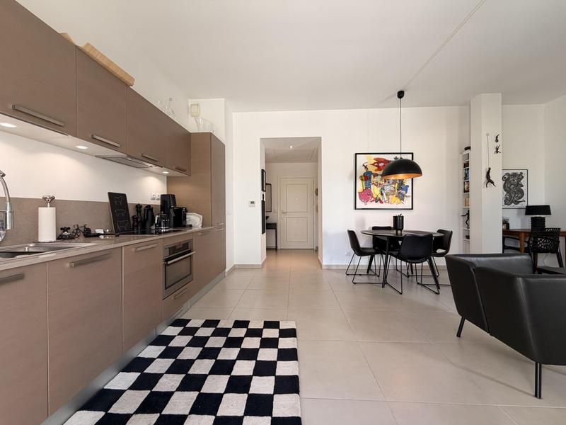 Appartement - 64 m² - 2 pièces