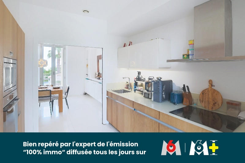 Maison - 400 m² - 7 pièces