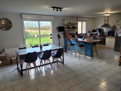 Maison - 103 m² - 4 pièces