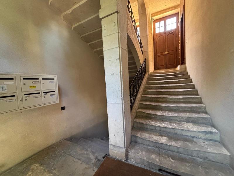 Appartement - 77 m² - 3 pièces