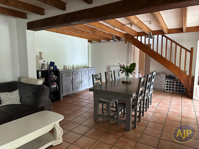 Maison - 138 m² - 6 pièces