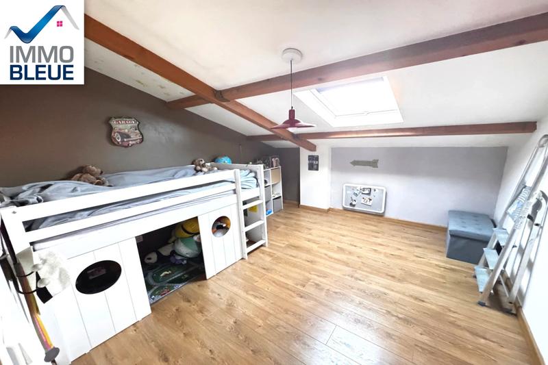 Maison - 93 m² - 4 pièces