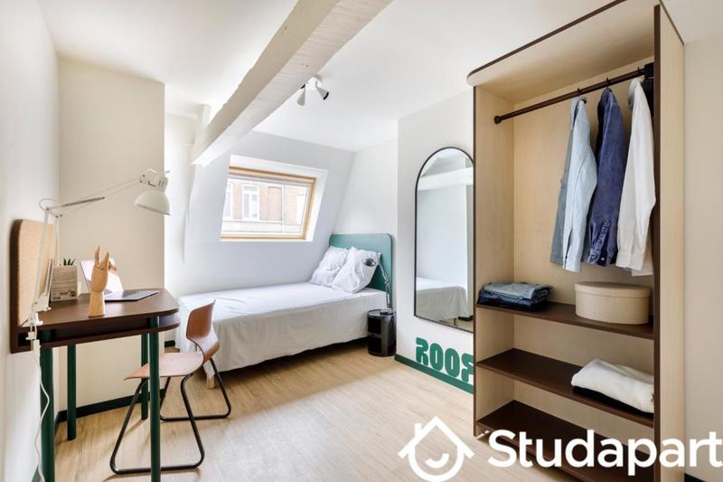 Chambre - 11 m² - 1 pièce