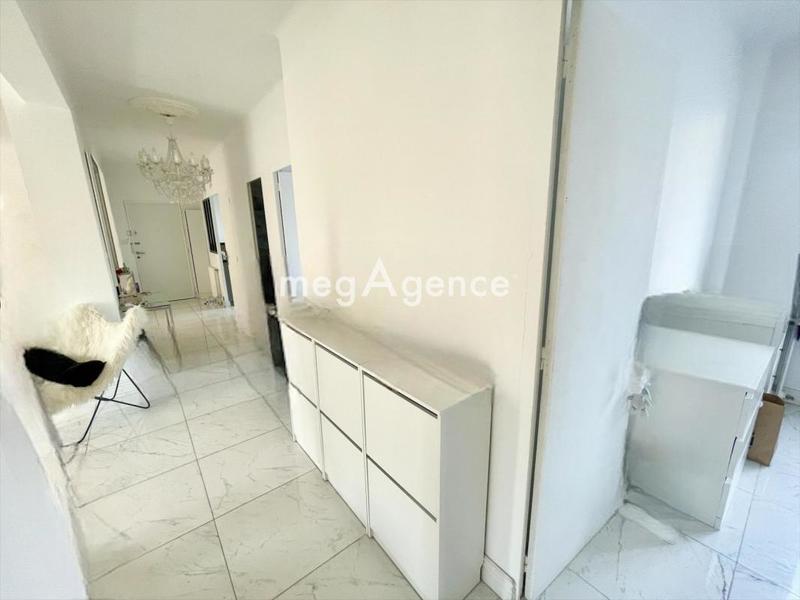 Appartement - 97 m² - 5 pièces