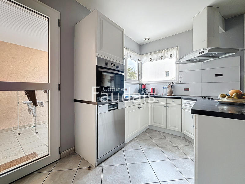 Maison - 138 m² - 7 pièces