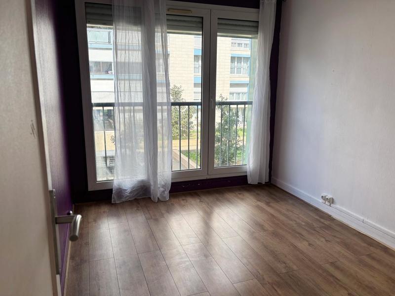 Appartement - 96 m² - 5 pièces