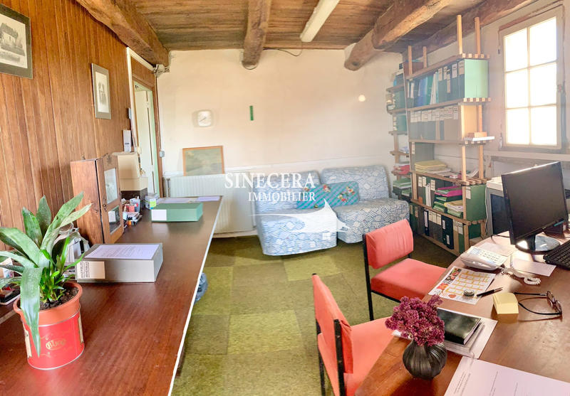 Maison - 200 m² - 6 pièces