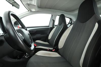 Peugeot 108 1.0 VTi Envy Top! 5p 69 ch