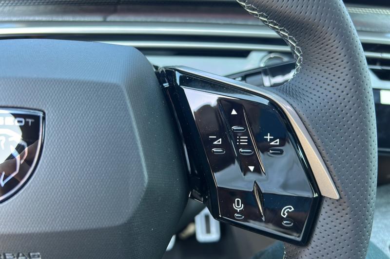 Peugeot 3008 Hybrid 145 E-Dcs6 Gt Pk36