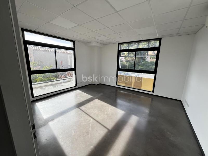 Bureau - 155 m² - 4 pièces