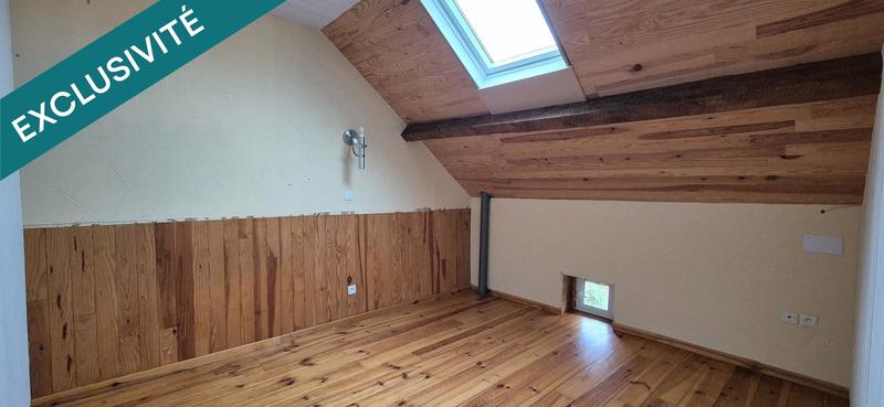 Maison - 302 m² - 9 pièces