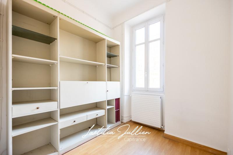 Appartement bourgeois - 185 m² - 7 pièces
