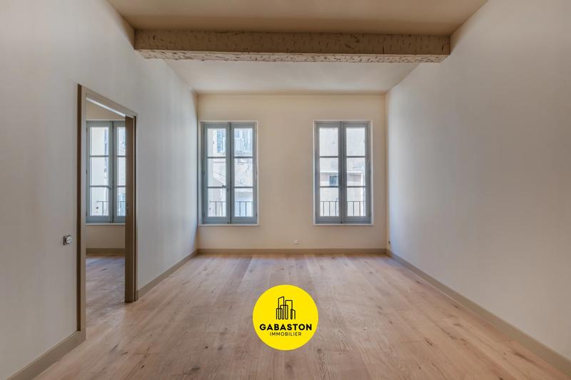 Appartement - 87 m² - 4 pièces