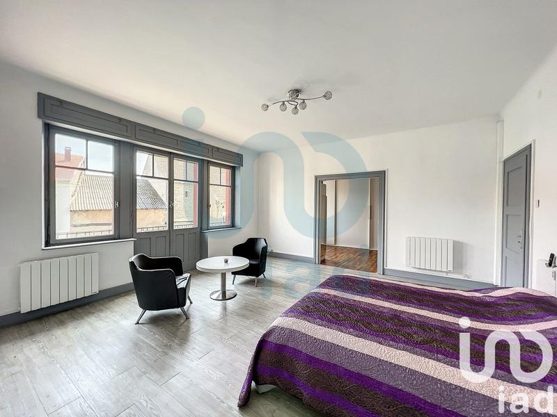 Maison - 239 m² - 5 pièces