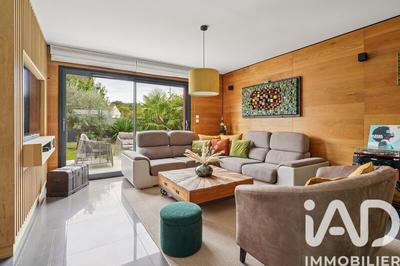 Maison de maîtres - 175 m² - 8 pièces