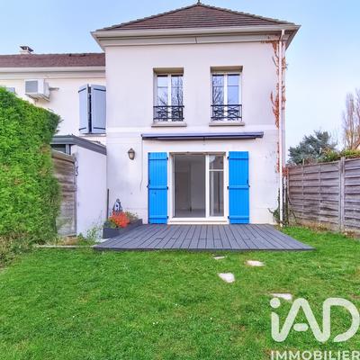 Maison - 80 m² - 4 pièces