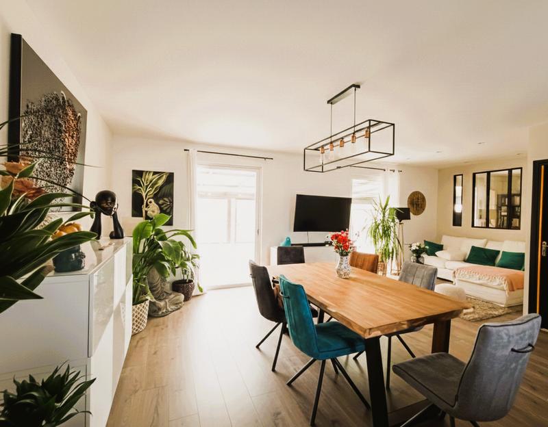 Maison - 127 m² - 6 pièces