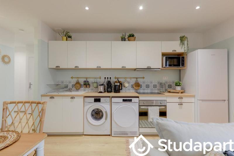 Chambre - 10 m² - 1 pièce