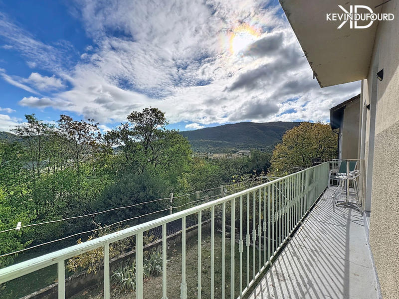 Appartement - 82 m² - 4 pièces