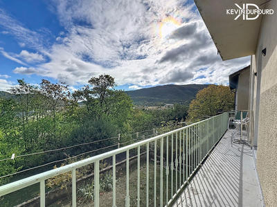 Appartement - 82 m² - 4 pièces