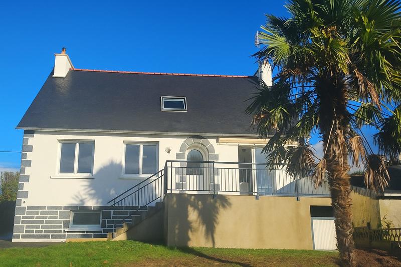 Maison traditionnelle - 122 m² - 6 pièces