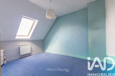 Maison - 90 m² - 6 pièces