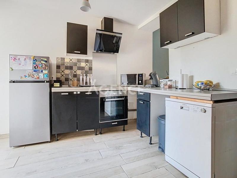 Maison - 88 m² - 5 pièces