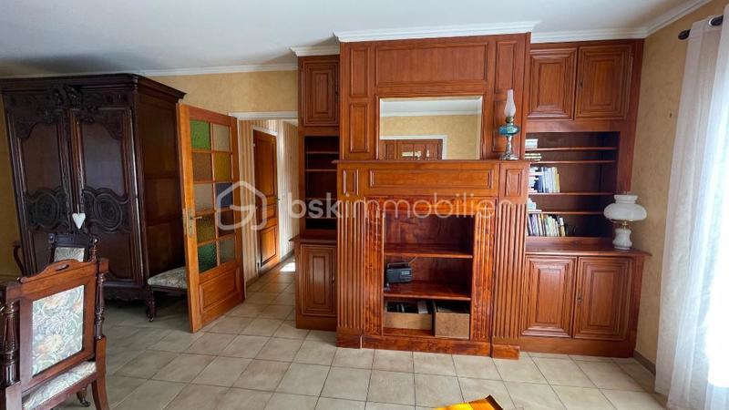 Propriété - 167 m² - 6 pièces