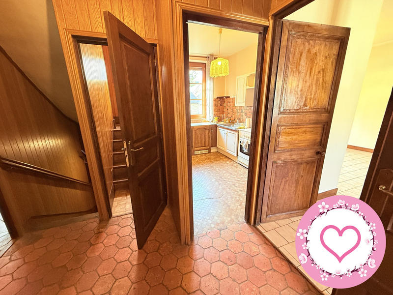 Maison - 147 m² - 7 pièces