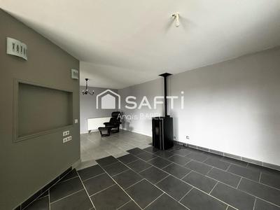 Maison - 207 m² - 9 pièces