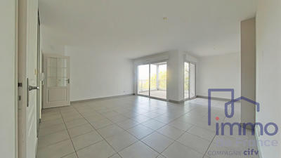 Appartement - 88 m² - 3 pièces