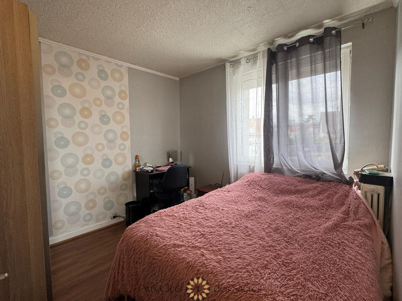 Maison - 81 m² - 5 pièces